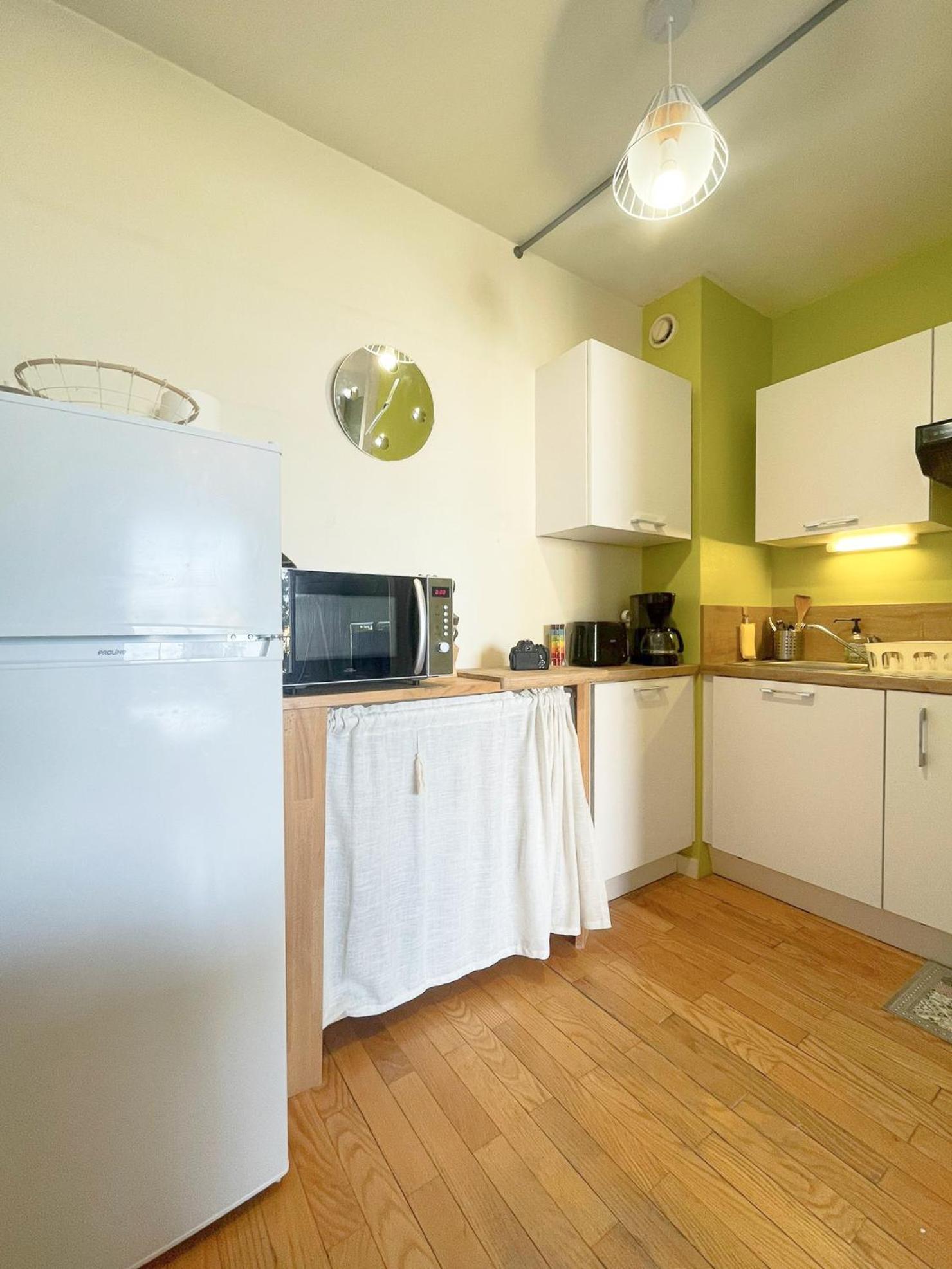 Appartement Spacieux Avec Balcon Bourg-en-Bresse Buitenkant foto